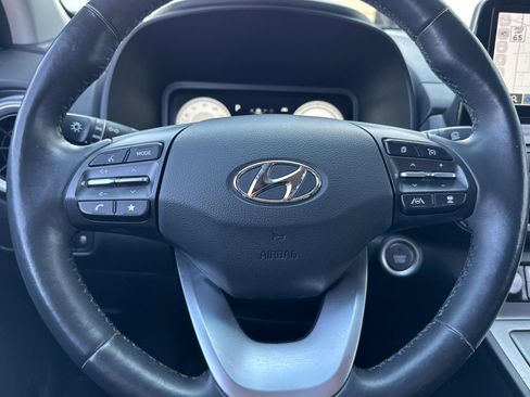 Used 2022 Hyundai Kona Limited image 31