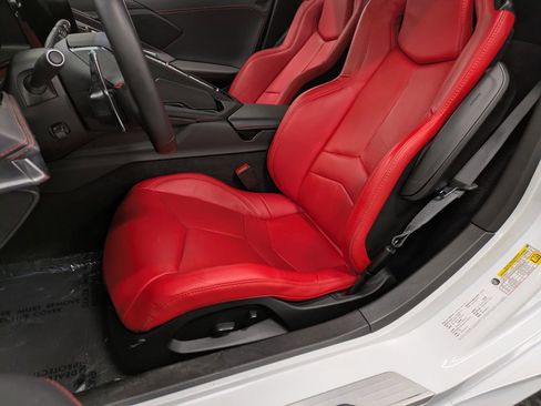 Used 2024 Chevrolet Corvette Stingray Convertible w/ Z51 Performance Package image 11