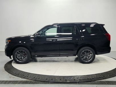 New 2025 Ford Expedition Platinum w/ Stealth Performance Package