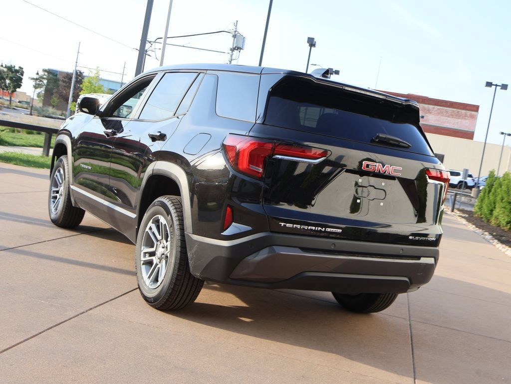 New 2027 GMC Terrain Elevation AWD/4WD image 3