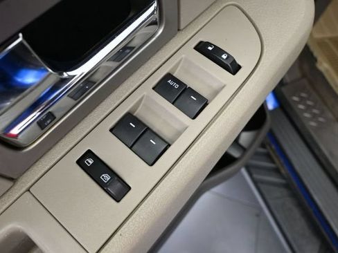Used 2010 Ford F150 XLT AWD/4WD image 14
