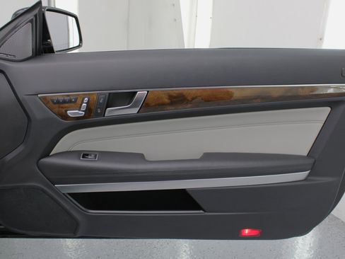 Used 2016 Mercedes-Benz E 400 Cabriolet w/ Premium 3 Package image 51