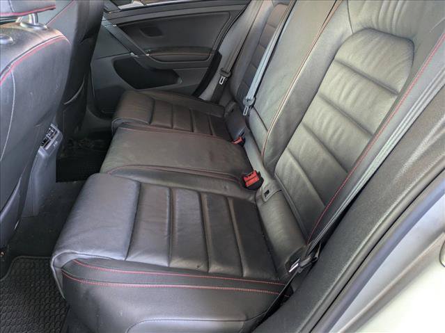 Used 2017 Volkswagen GTI SE FWD image 12