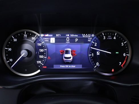 Used 2023 Jaguar F-PACE R-Dynamic S image 27