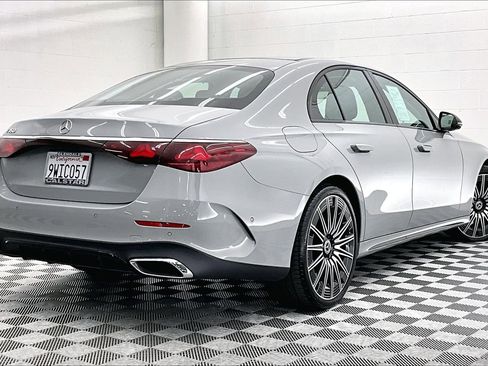 Used 2026 Mercedes-Benz E 350 Sedan image 11