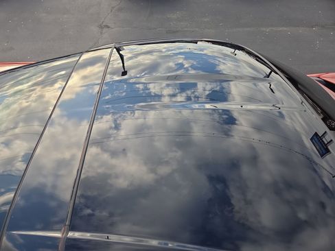 Used 2006 Chevrolet Corvette Coupe w/ Preferred Equipment Group image 11