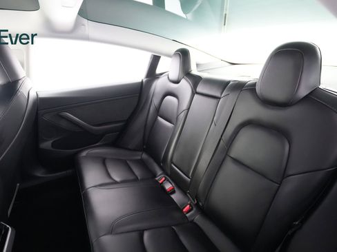 Used 2023 Tesla Model 3 Standard Range image 24
