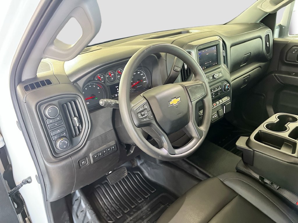 Used 2025 Chevrolet Silverado 3500 W/T w/ WT Convenience Package AWD/4WD image 9