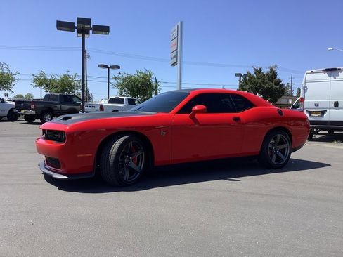 Used 2021 Dodge Challenger SRT Hellcat Redeye image 5