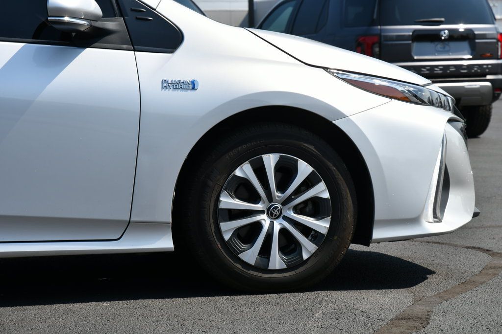 Used 2021 Toyota Prius Prime XLE FWD image 9
