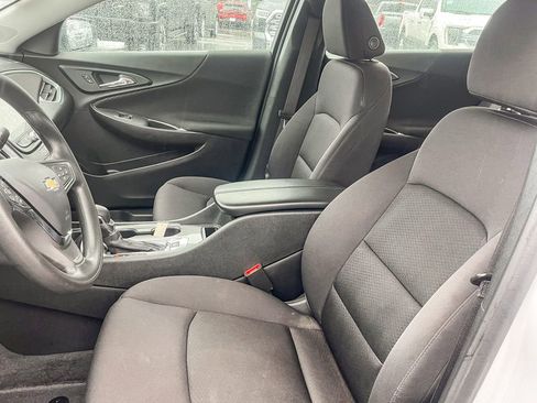 Used 2023 Chevrolet Malibu LT image 10