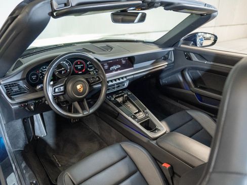 Certified 2021 Porsche 911 Carrera 4S AWD/4WD image 4