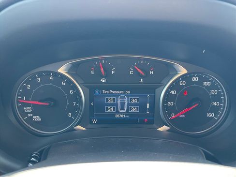 Used 2023 GMC Terrain SLE w/ Elevation Edition FWD image 11