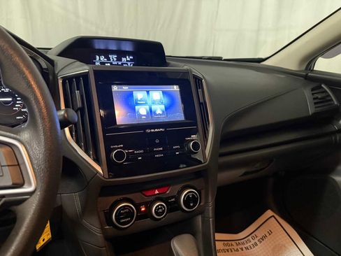 Certified 2021 Subaru Crosstrek 2.0i image 35