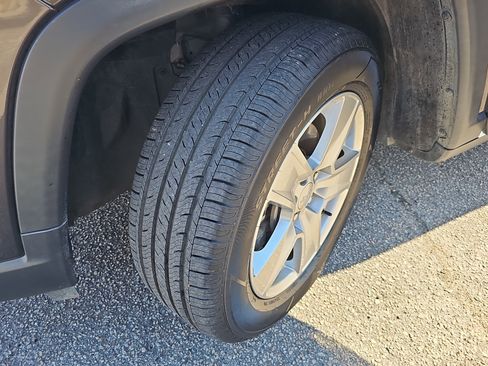 Used 2022 Jeep Compass Latitude w/ Convenience Group image 31