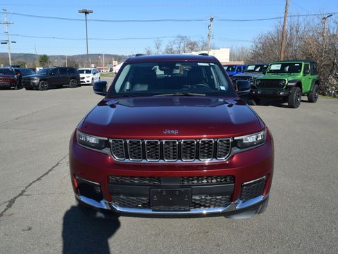 Used 2021 Jeep Grand Cherokee L Limited image 2
