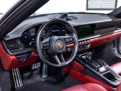 Used 2022 Porsche 911 Cabriolet image 45