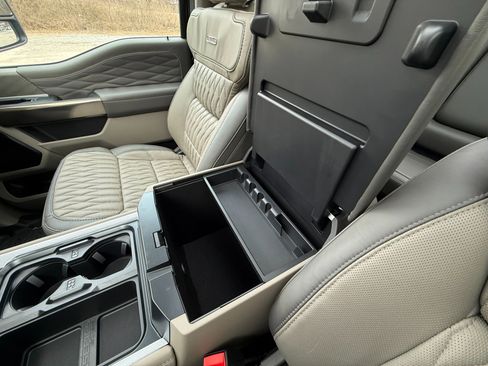 Used 2026 Ford F450 Platinum w/ Platinum Plus Package image 57