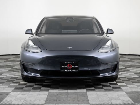 Used 2021 Tesla Model 3 Standard Range image 11