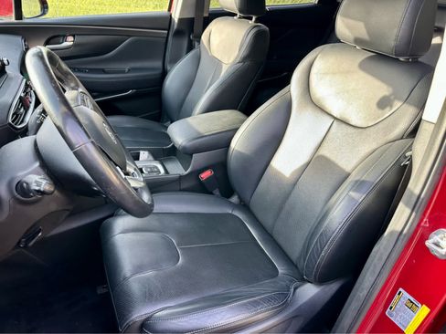 Used 2019 Hyundai Santa Fe FWD image 11