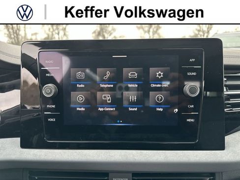 New 2026 Volkswagen Jetta SE FWD image 23