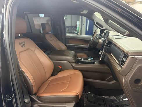 Certified 2024 Ford Expedition Max King Ranch AWD/4WD image 9
