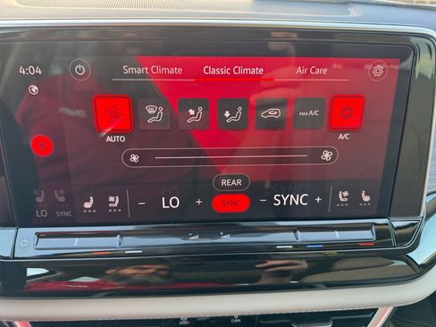 New 2026 Volkswagen Atlas SEL Premium R-Line image 18