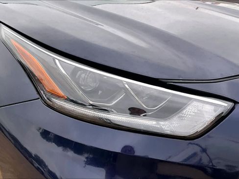Used 2021 Toyota Highlander Platinum AWD/4WD image 28