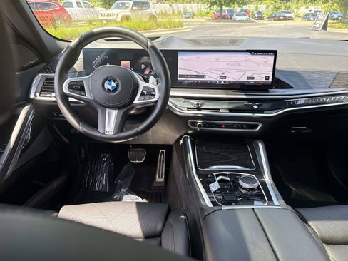 Used 2026 BMW X6 xDrive40i w/ Climate Comfort Package AWD/4WD image 19