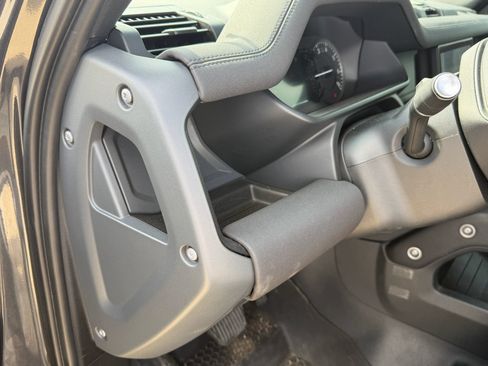 Used 2023 Land Rover Defender 110 X-Dynamic SE AWD/4WD image 27