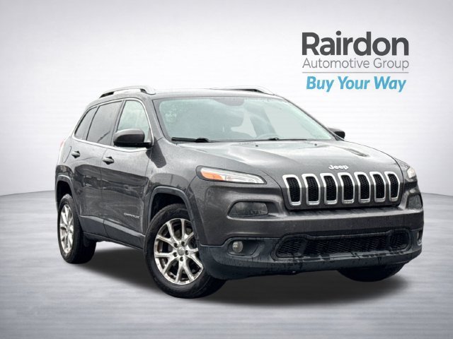 Used 2016 Jeep Cherokee Latitude w/ Comfort & Sound Group FWD image 1