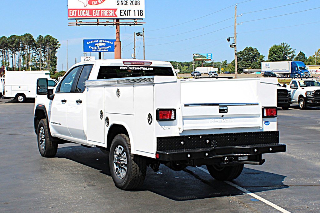 Used 2025 GMC Sierra 3500 Pro w/ 1SA Pro Safety Plus Package RWD image 4