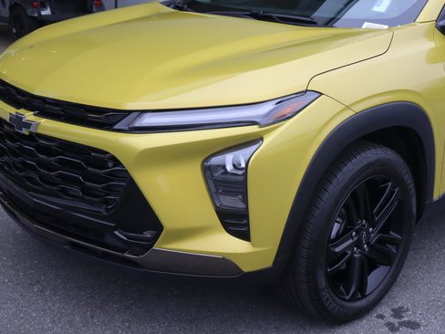 Certified 2024 Chevrolet Trax ACTIV w/ Sunroof Package image 6