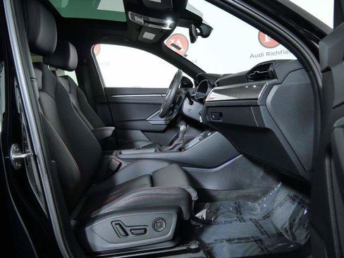 Certified 2025 Audi Q3 2.0T Premium Plus w/ Premium Plus Package AWD/4WD image 11