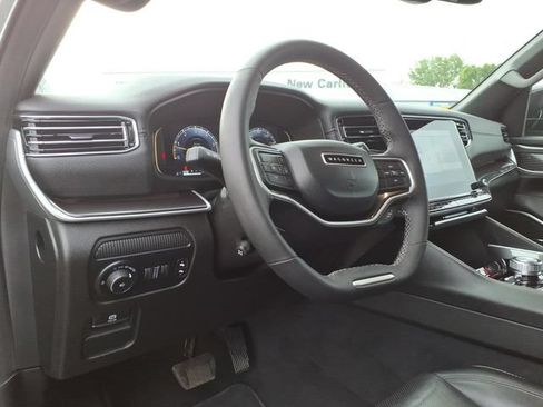 Certified 2023 Jeep Wagoneer L 4WD image 14