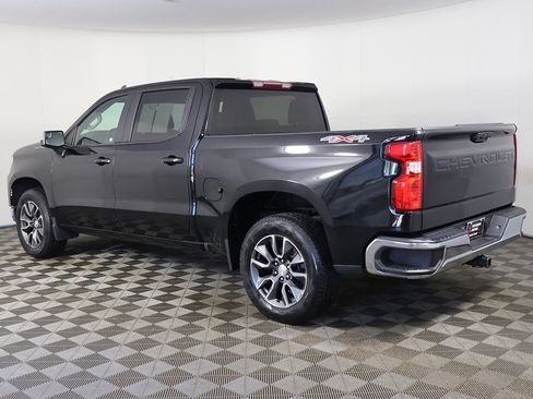 Used 2023 Chevrolet Silverado 1500 LT AWD/4WD image 7