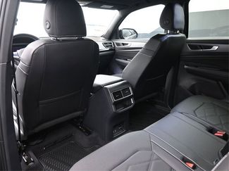 New 2026 Volkswagen Atlas Cross Sport SE video 2