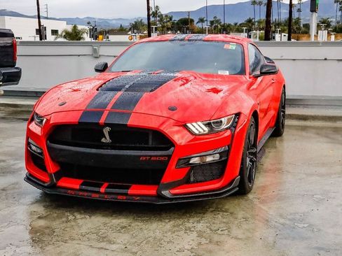 Used 2020 Ford Mustang Shelby GT500 w/ Technology Package RWD image 4