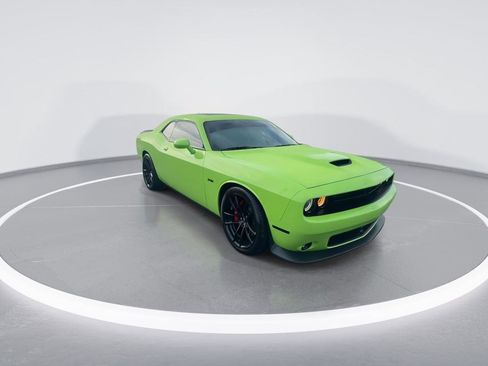 Used 2023 Dodge Challenger R/T w/ Plus Package image 2