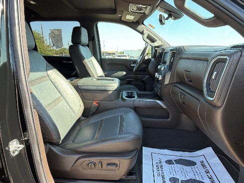 Used 2022 GMC Sierra 2500 Denali w/ Denali Ultimate Package AWD/4WD image 27