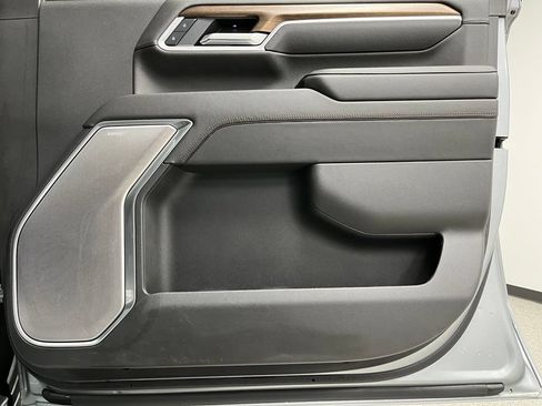 Used 2025 Chevrolet Silverado 3500 High Country w/ High Country Premium Package AWD/4WD image 55