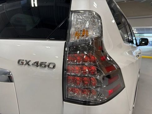 Used 2023 Lexus GX 460 Premium w/ Premium Package AWD/4WD image 38