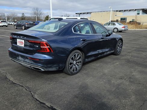 Used 2019 Volvo S60 T5 Inscription image 4