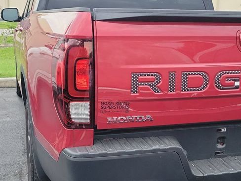 Used 2025 Honda Ridgeline Sport image 5