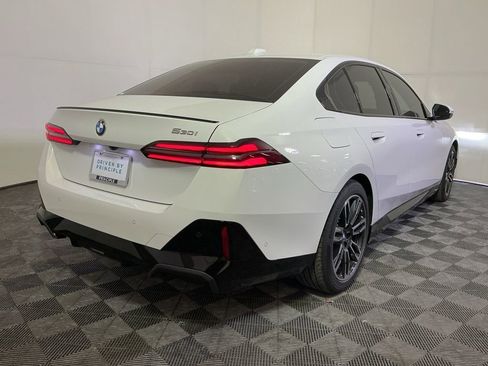 New 2026 BMW 530i w/ M Sport Package RWD image 5