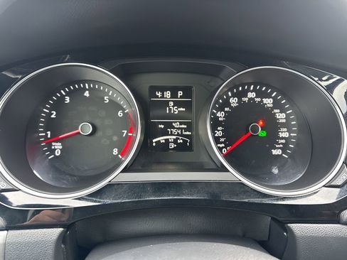 Used 2017 Volkswagen Jetta Sport image 21