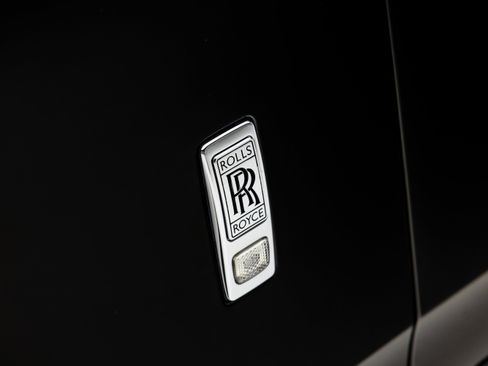 Used 2019 Rolls-Royce Phantom Sedan image 71