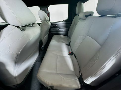 Used 2025 Toyota Tacoma SR5 image 27