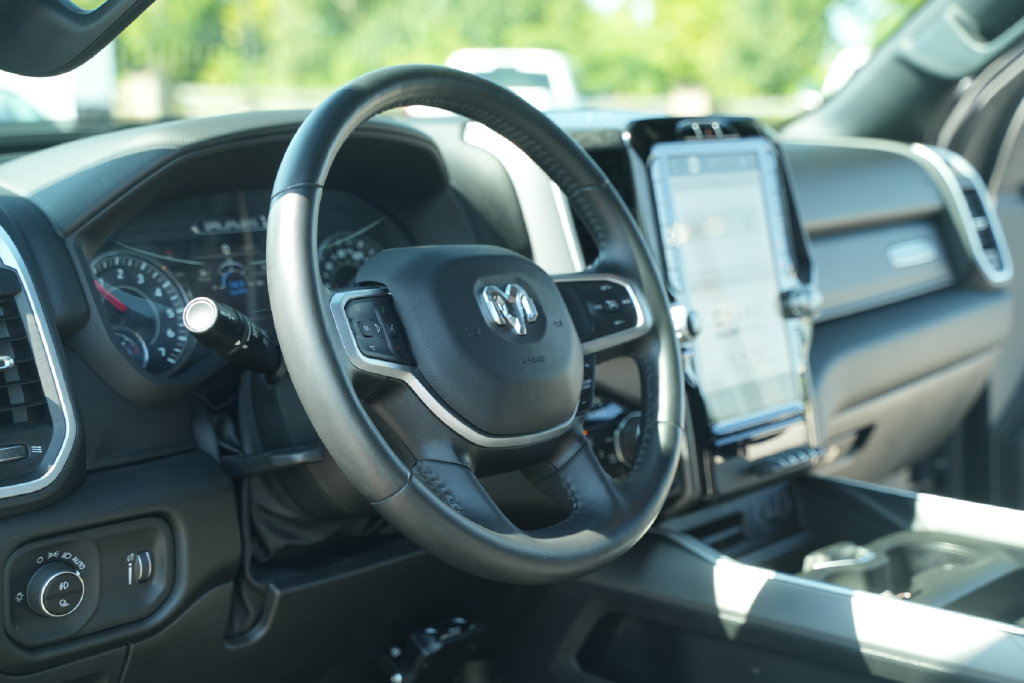 Used 2023 RAM 1500 Big Horn AWD/4WD image 28