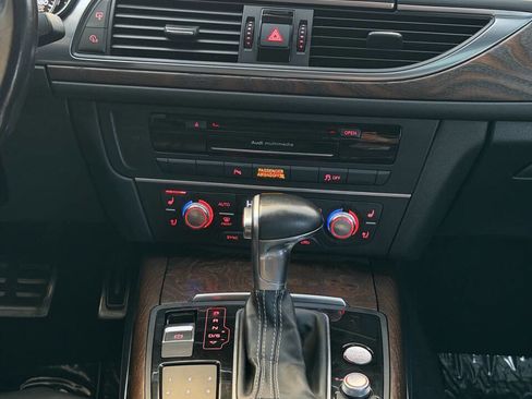 Used 2013 Audi S6 Prestige w/ Innovation Pkg image 17